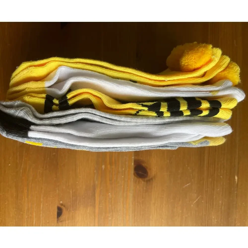 Disney Winnie the Pooh Pom Pom No Show 6 Pairs Socks NEW Size 9-11